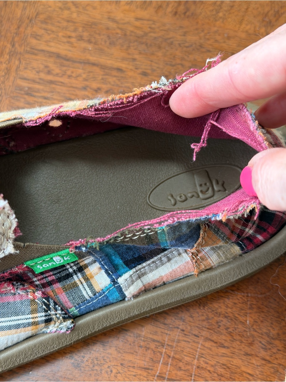 Sanuk Plaid Slip-On Canvas Shoes with “Black Dog” patches. - Picture 3 of 6